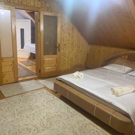 Rustic Apartament Majszin Kültér fotó