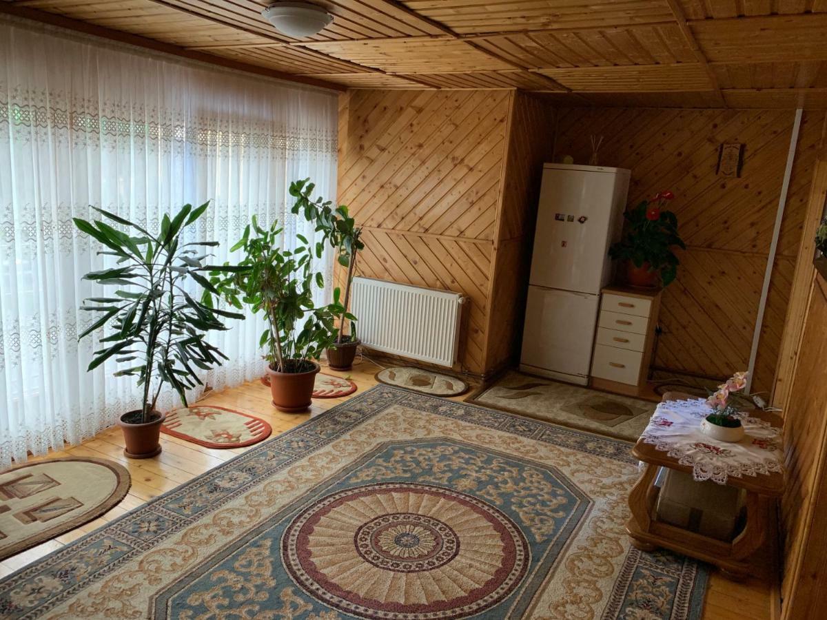 Rustic Apartament Majszin Kültér fotó